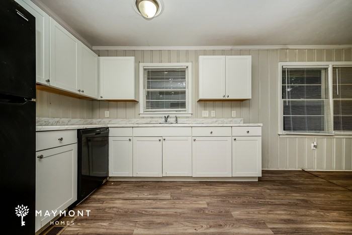 2273 Hampton Locust Grove Rd - Photo 6 of 12