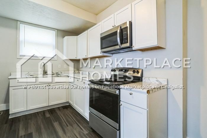 2426 N Capitol Ave - Photo 7 of 18