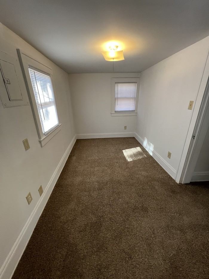 503 W 7th St #503 - Photo 5 of 9