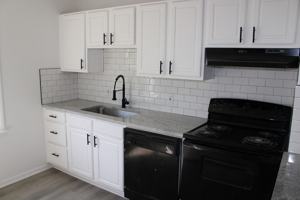 featured image of 713 N Sunset Dr