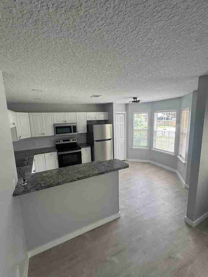 3372 9th St - Photo 2 of 15
