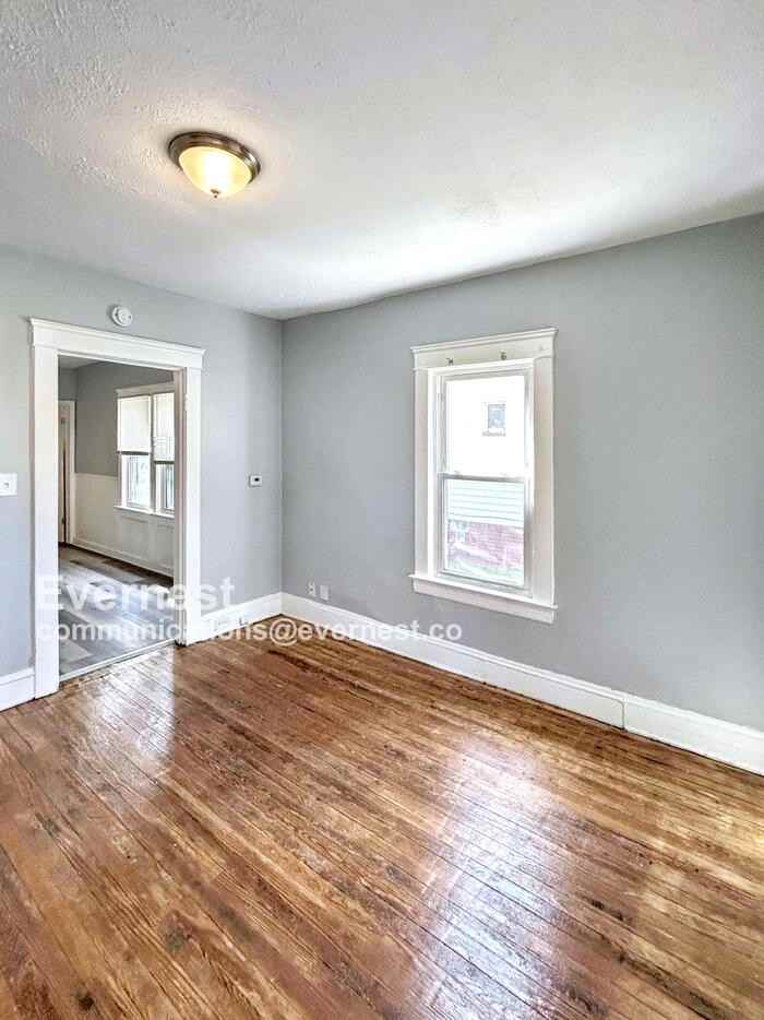 2781 E 118th St - Photo 5 of 18