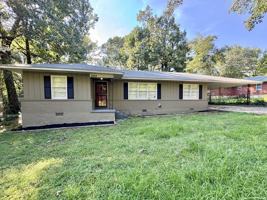 featured image of 2929 Bede Rd