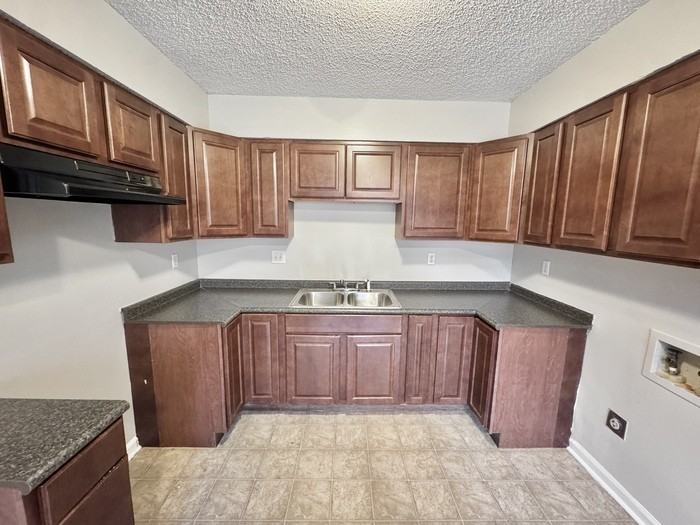 3914 Longsneck Cv - Photo 7 of 20