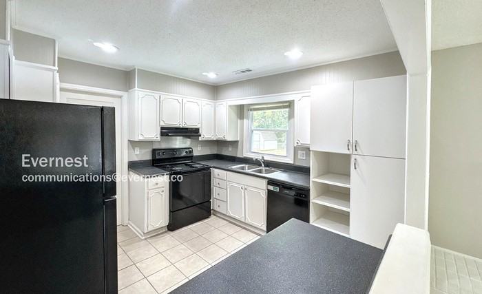 392 Shelton Rd - Photo 3 of 28