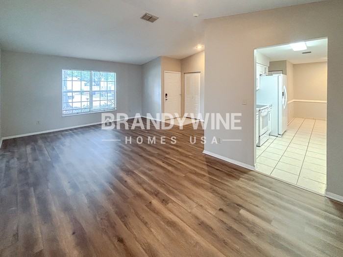 11206 Fiddlewood Dr - Photo 5 of 25