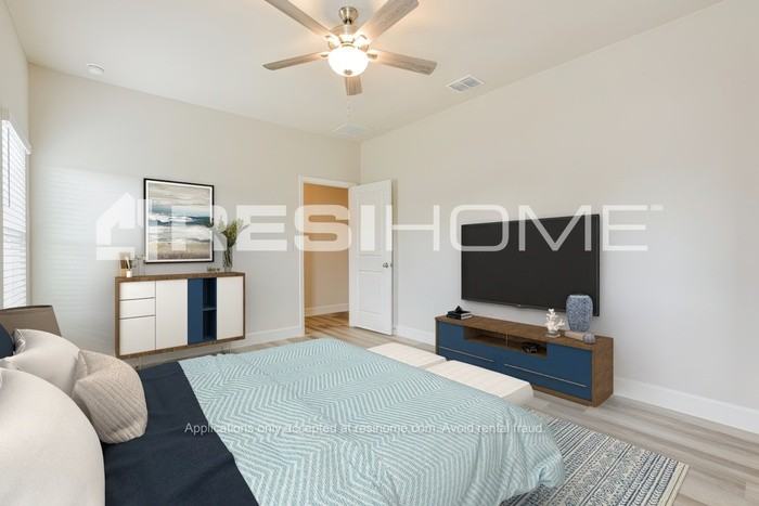 5242 Inglewood Dr - Photo 7 of 17