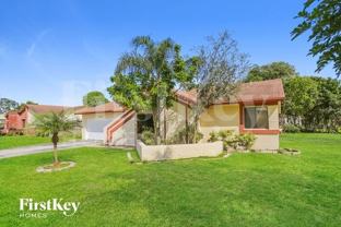 1013 Sw 49th Ave - Photo 1 of 1