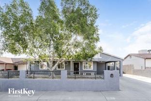 8439 S 9th Pl - Photo 1 of 1