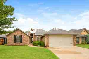 featured image of 17016 Barcelona Dr
