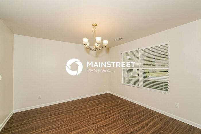 180 Belmont Way - Photo 6 of 19