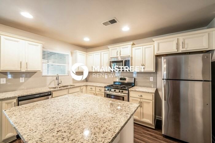 180 Belmont Way - Photo 7 of 19