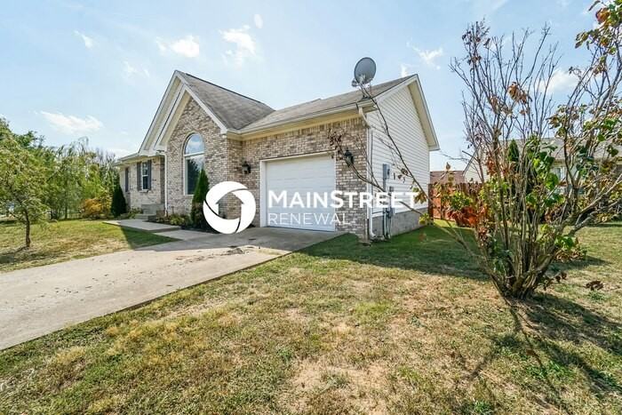 10116 Greenfield Woods Cir - Photo 3 of 16