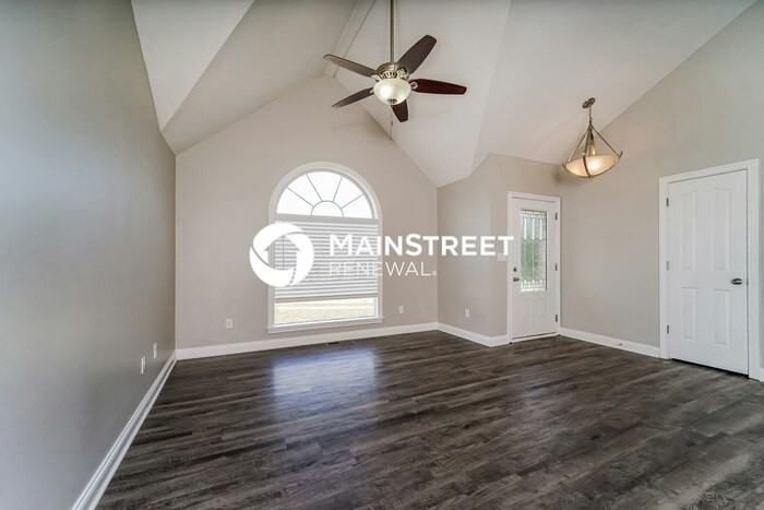 10116 Greenfield Woods Cir - Photo 4 of 16