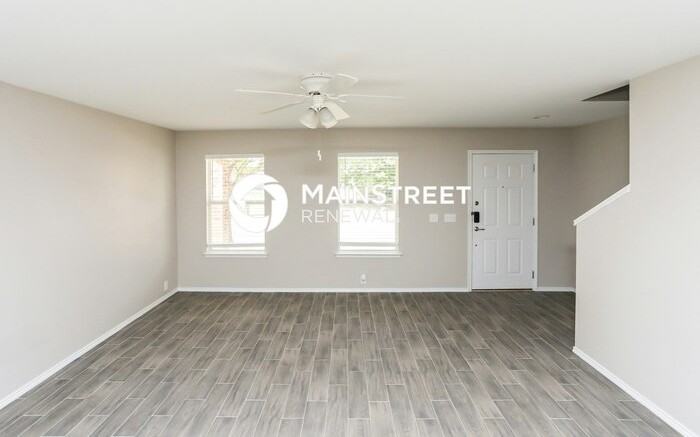 707 River Run Drive - Photo 2 of 17