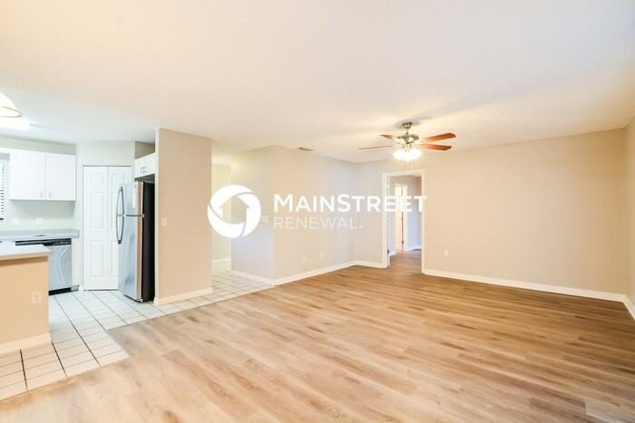 6005 Keystone Ave - Photo 3 of 15