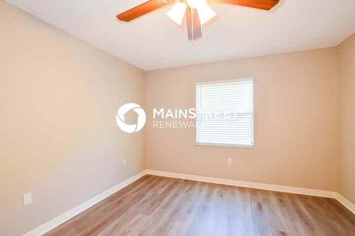 6005 Keystone Ave - Photo 6 of 15