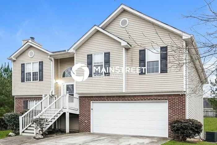 234 Bainbridge Circle - Photo 2 of 17