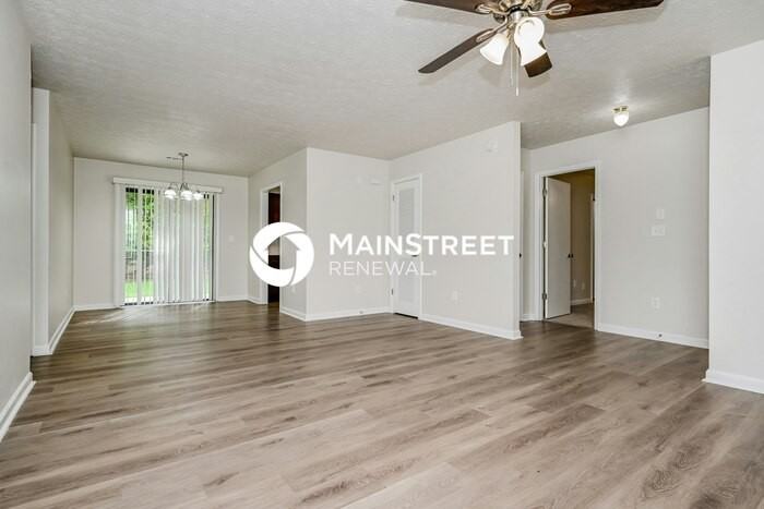 2140 Terri Lane Southeast - Photo 4 of 18