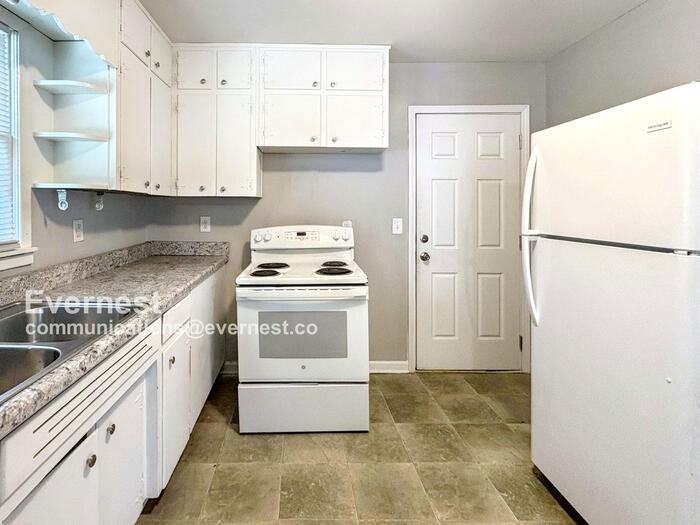 764 82nd St S - Photo 3 of 20