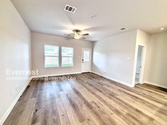 32506 Timber Point Dr - Photo 5 of 38