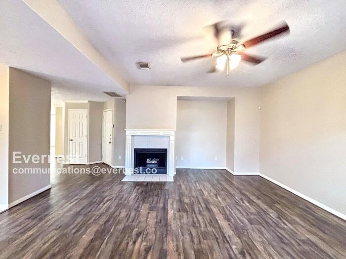 8019 Carmel Cir - Photo 6 of 30