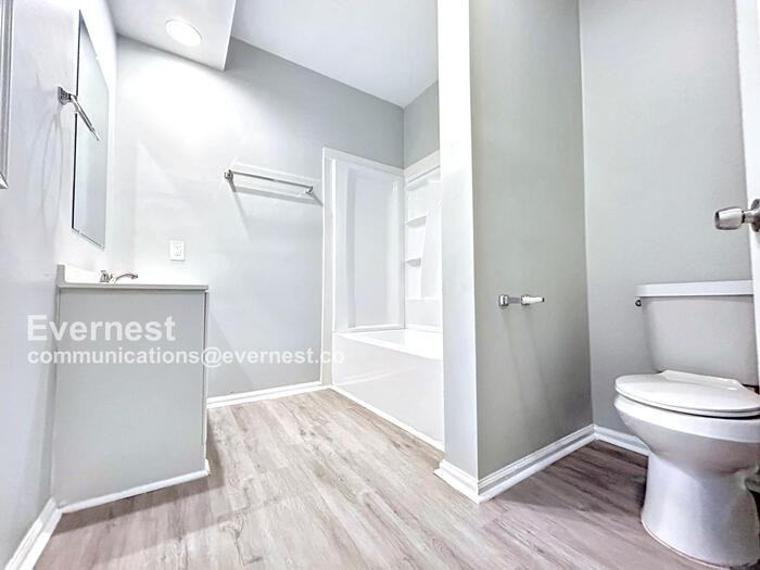 2175 Fairburn Rd Sw - Photo 7 of 21