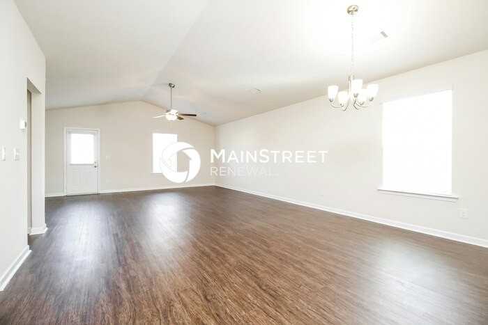 2524 Queen Bee Dr - Photo 3 of 16