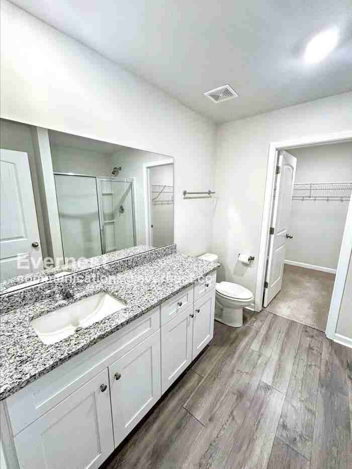 3231 Quintana Dr - Photo 6 of 24