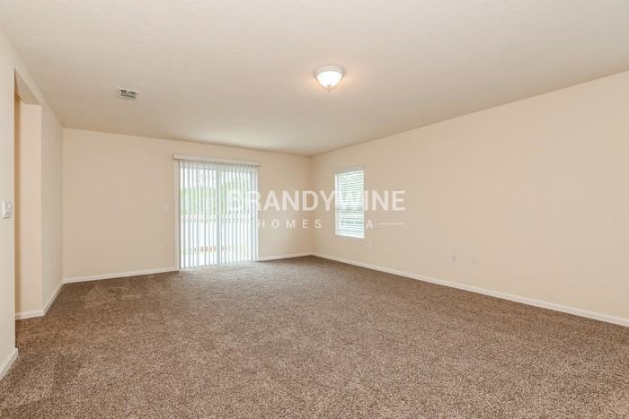 250 Falcon Ridge Rd - Photo 5 of 20