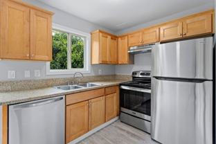 4137 Ne 82nd Ave - Photo 1 of 1