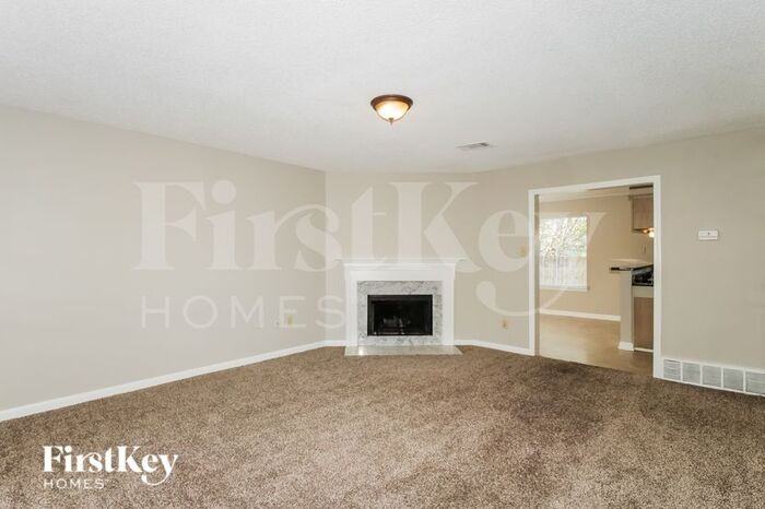 1809 Black Bear Cir W - Photo 3 of 19