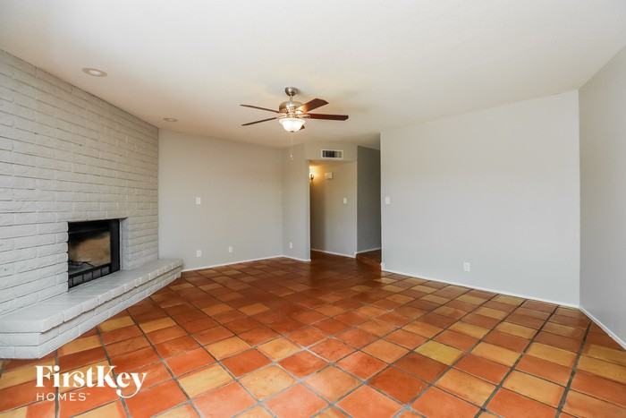 1416 N 61st St - Photo 3 of 16