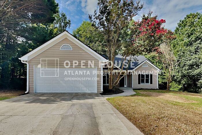 2868 Evonshire Ln - Photo 2 of 18