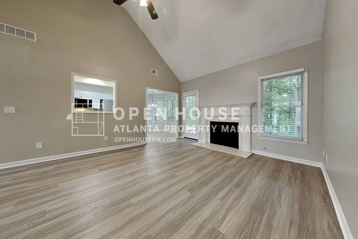 2868 Evonshire Ln - Photo 6 of 18