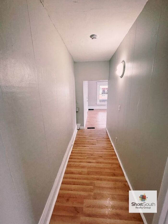 123 Island Ave - Photo 5 of 6