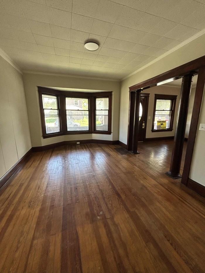 3344 W 44th St - Photo 2 of 39