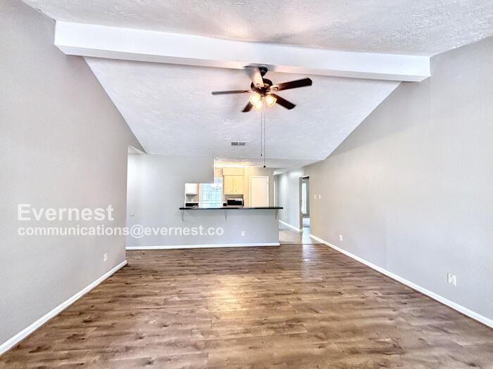 203 Woodvale Dr - Photo 7 of 27