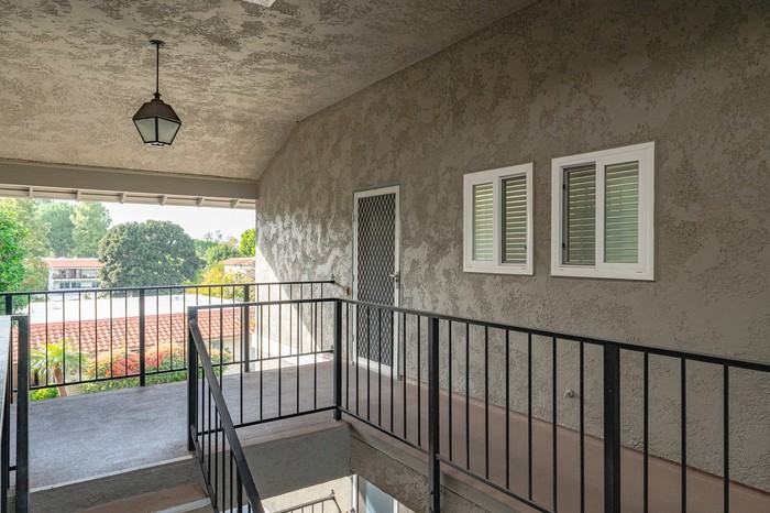 2134 Via Puerta #O - Photo 3 of 38