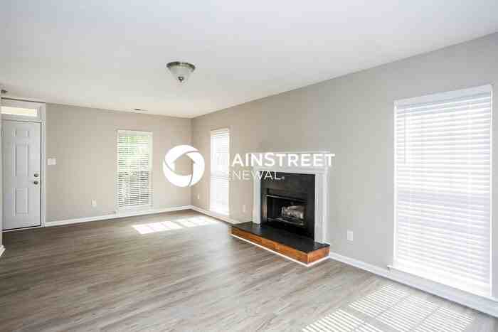 4511 Avalon Forest Ln - Photo 4 of 17