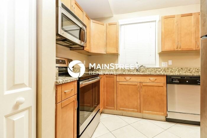 425 Northwest 4th Street - Photo 6 of 16