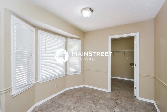 2451 Sherrie Lane Southwest - Photo 6 of 17