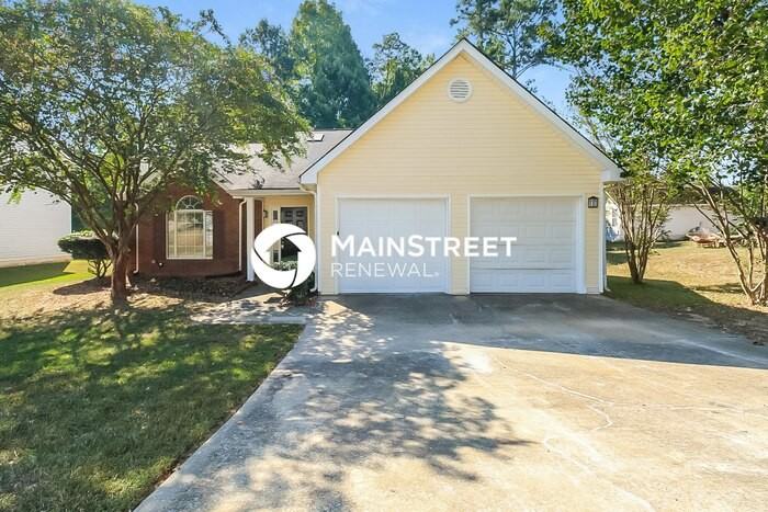 6695 Emerald Pointe Circle