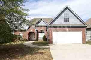 featured image of 417 Waterford Dr