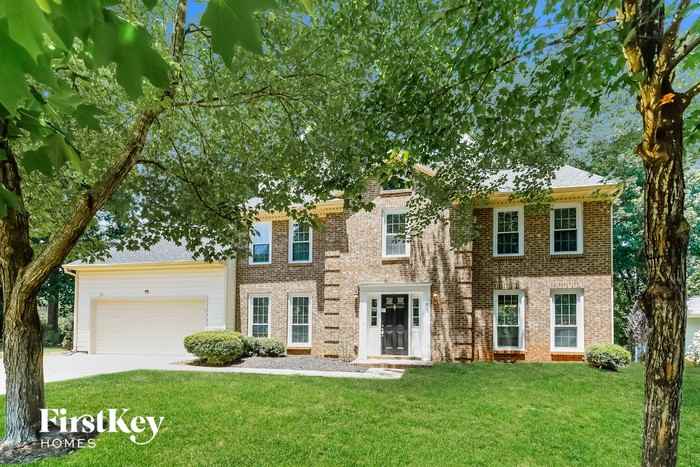 11228 Quiet Wood Court - Photo 2 of 15