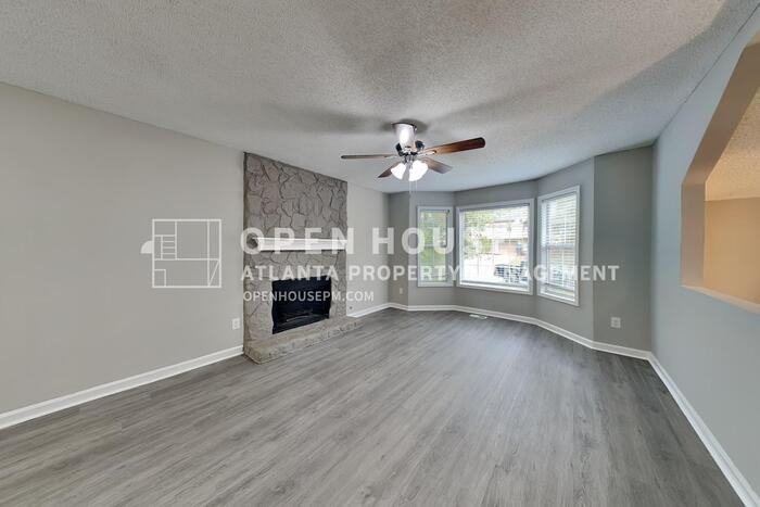 214 Brookside Dr - Photo 5 of 23