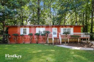 3210 Oakbrook Ln - Photo 1 of 1