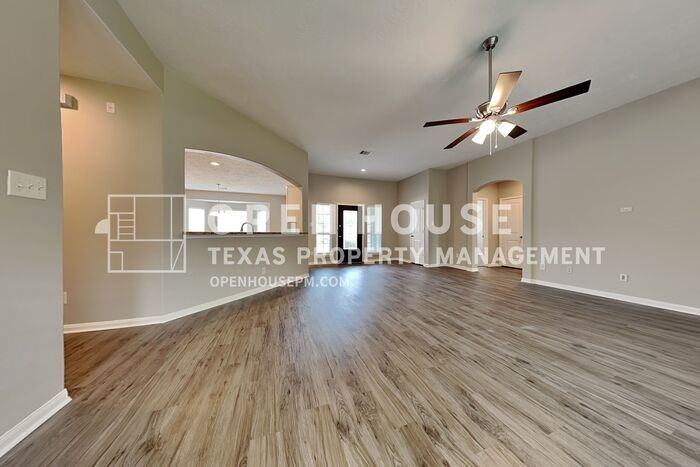 30710 Basil Trace Dr - Photo 4 of 20