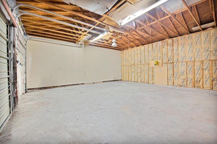 3290 1/2 Lombardy Ln - Photo 4 of 8