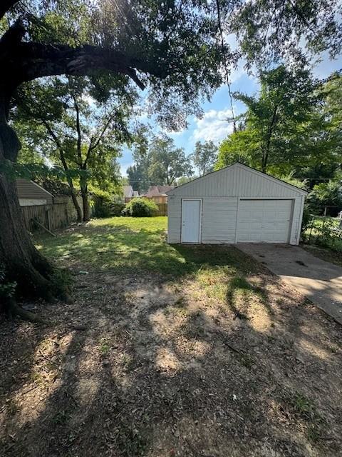 787 Moon St - Photo 2 of 12